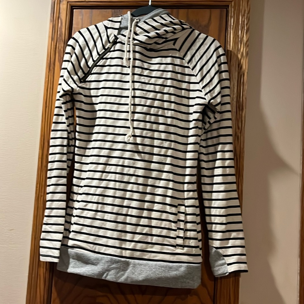 Striped Sreatshjrt